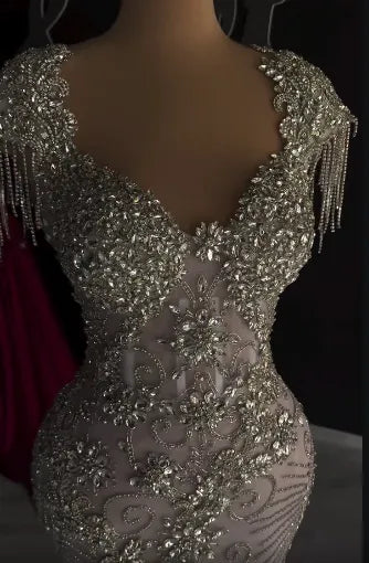 Stunning Short Sleeves Beaded Mermaid V-Neck Prom Dress With Rhinestone WQ0511