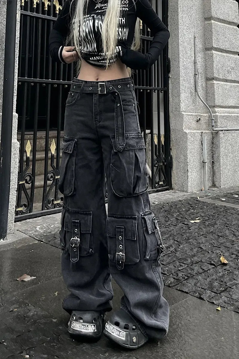 Classic Cargo Pocket Flared Wide-Leg Jeans