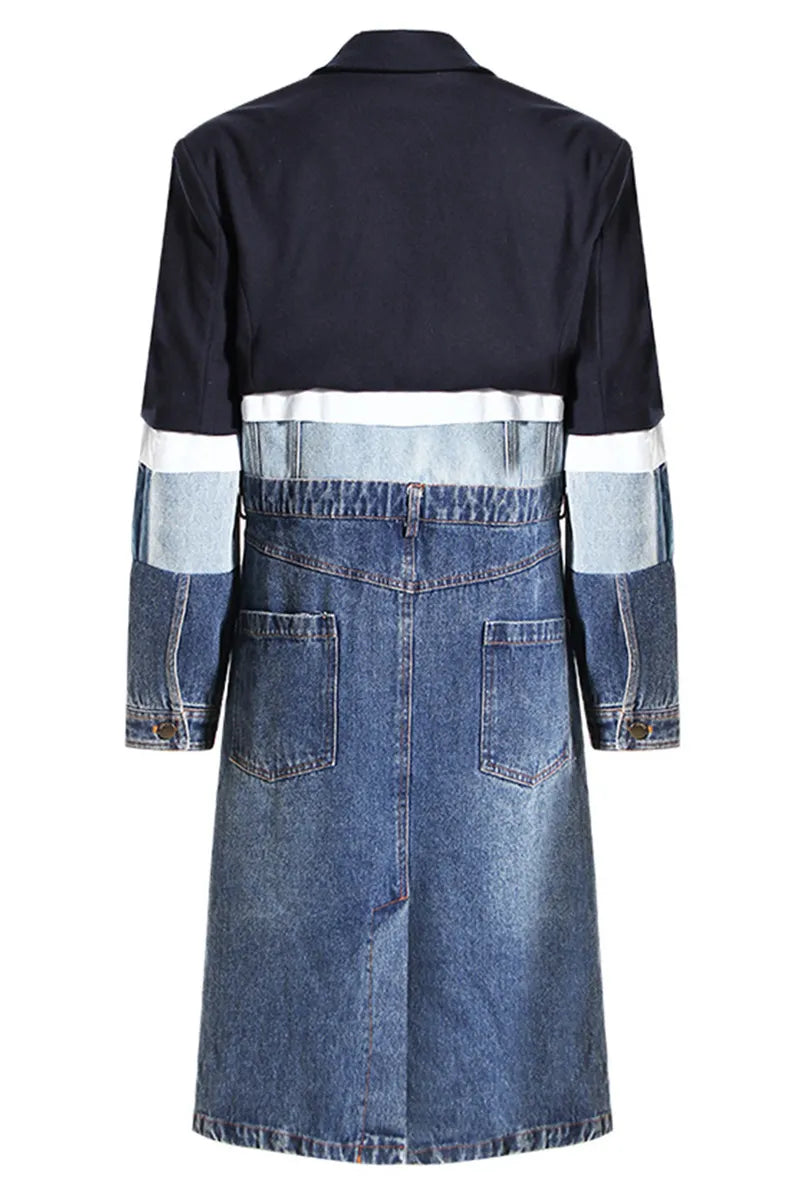 Ladies' Oversized Wash Denim Coat With Contrast Stitching Hem