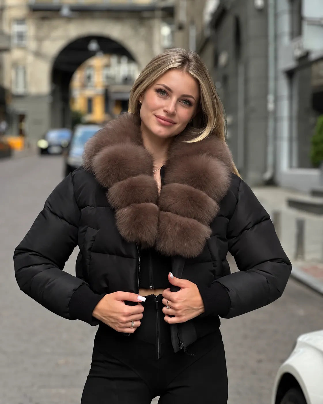 Cropped Puffer Jacket With Brown Fur Collar