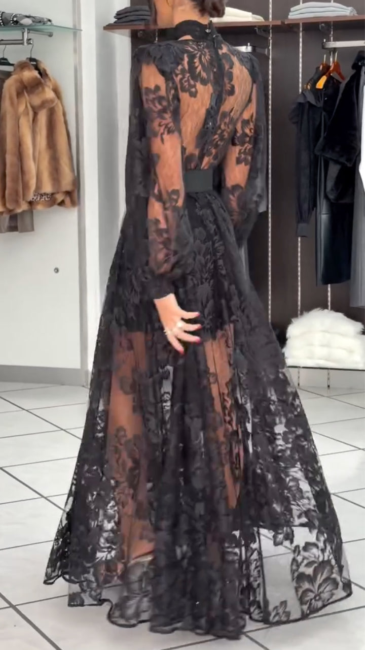 Black Plunging Floral-Lace Long-Sleeve Maxi Dress