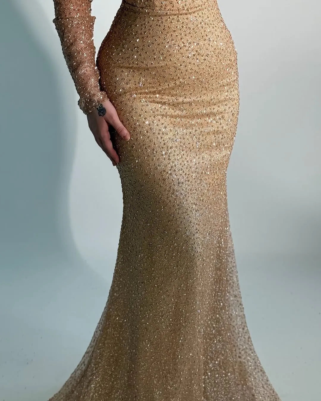 Glamorous  Champagne Off-The-Shoulder Long Sleeves Pleated Mermaid Prom Dress YK0262