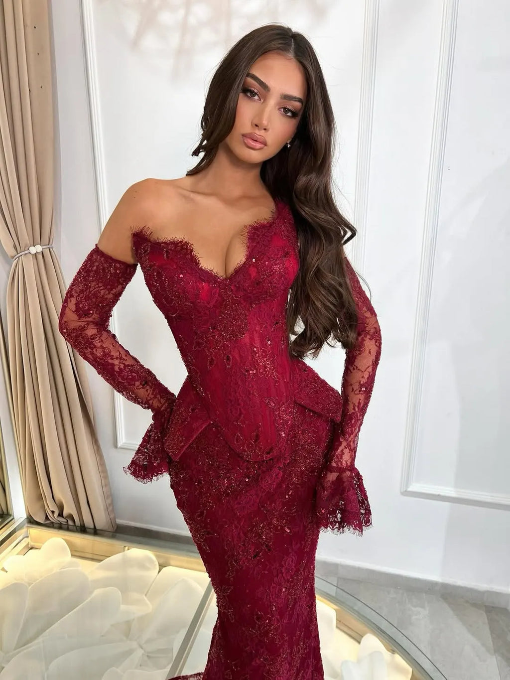 Noble Burgundy V-Neck Lace Sequins Mermaid Prom Dress With Gloves YK0673