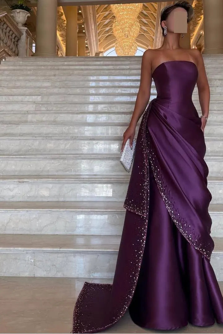 Chic Strapless Sleeveless Long Prom Dress With Pleated Beading WQ0094