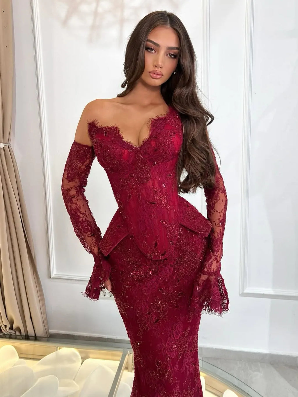 Noble Burgundy V-Neck Lace Sequins Mermaid Prom Dress With Gloves YK0673