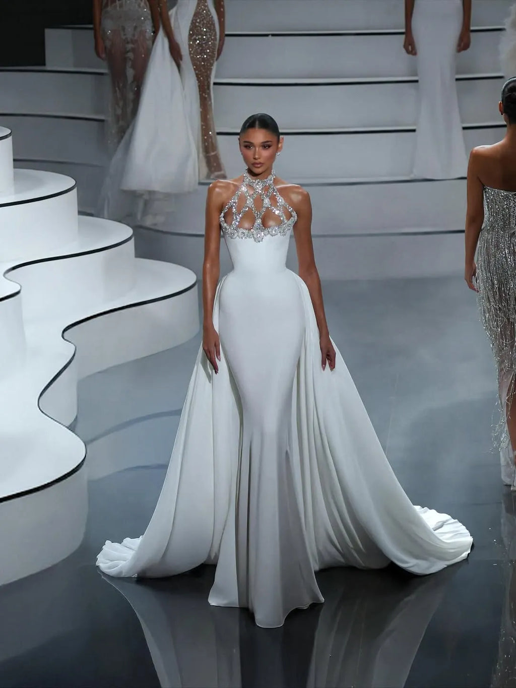 Stunning White Halter Beaded Sleeveless Mermaid Prom Dress With Train YK0758