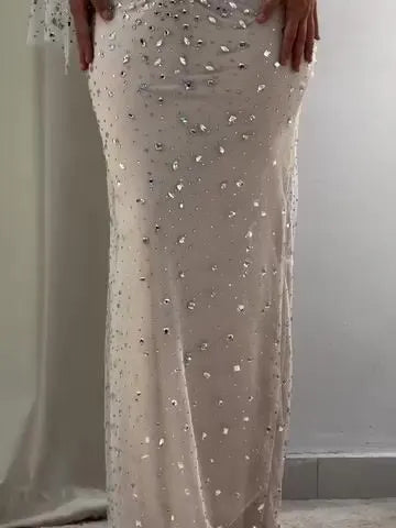 Cocoslly V-Neck One Shoulder Sleeveless Long Mermaid Pleated Prom Dress With Sequins Beadings | Champage Satin And Tulle CO0050